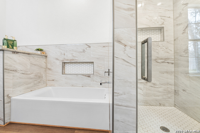 Image 20 of 39 For 3811 Waterwood Pass