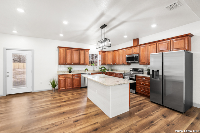 Image 7 of 39 For 3811 Waterwood Pass