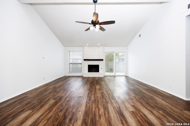 Image 7 of 17 For 11827 Gallery View