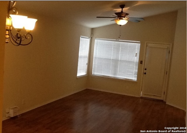 Listing photo id 12 for 8959 Arch  