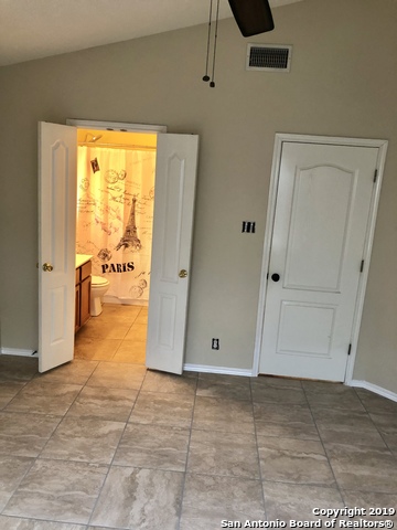 Listing photo id 18 for 8959 Arch  