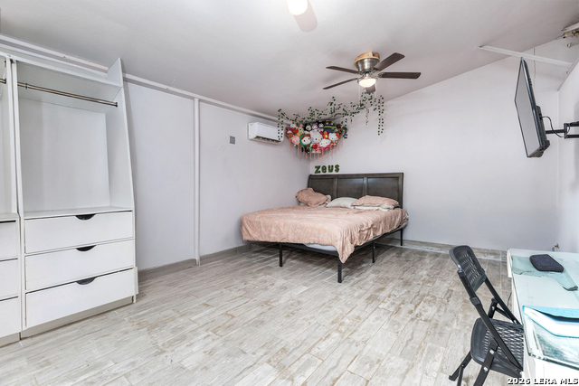 Image 12 of 18 For 11334 S Us Highway 181 3