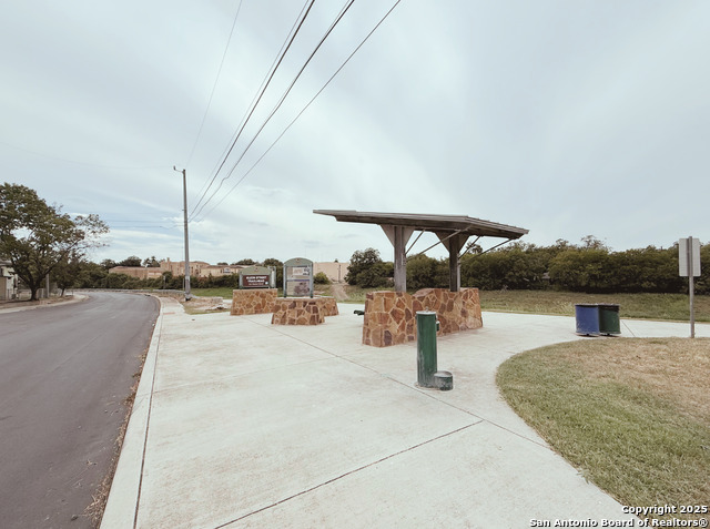 Image 6 of 10 For 117 Klein  