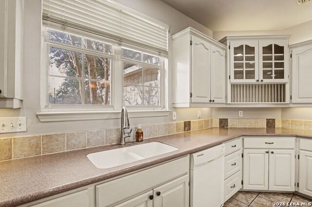 Image 16 of 35 For 307 Main E 