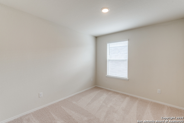 Image 4 of 10 For 11822 Snowy River