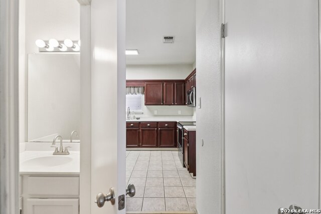 Image 12 of 50 For 15727 Knollrun