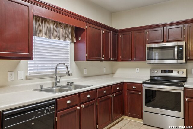 Image 16 of 50 For 15727 Knollrun