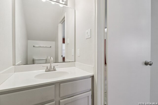 Image 17 of 50 For 15727 Knollrun