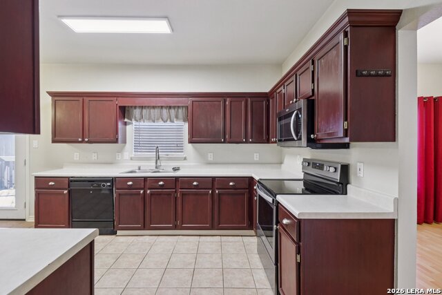 Image 18 of 50 For 15727 Knollrun