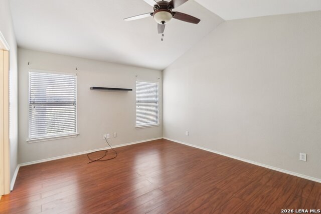 Image 23 of 50 For 15727 Knollrun