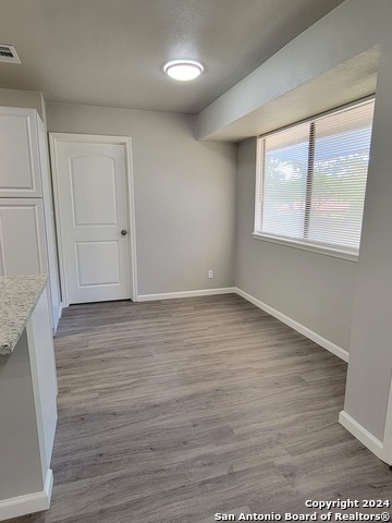 Image 6 of 21 For 13711 Briarmeadow St