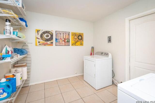 Image 18 of 32 For 4415 Chedder