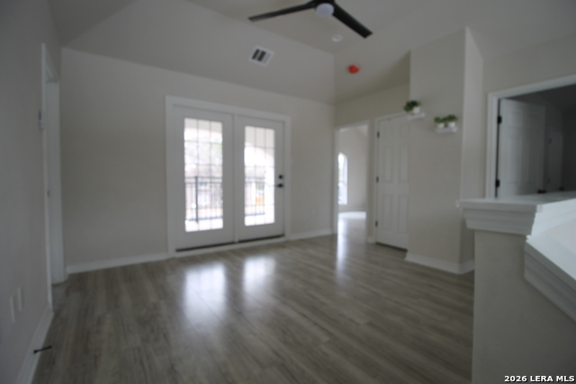 Image 14 of 33 For 23239 Skila  