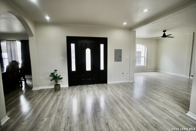 Image 16 of 33 For 23239 Skila  