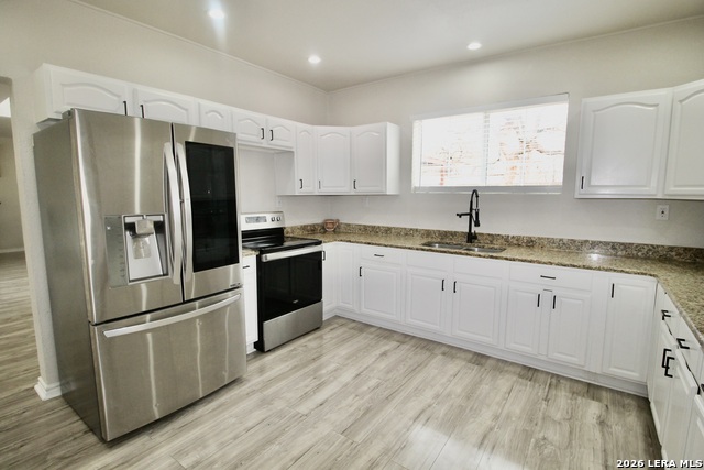 Image 21 of 33 For 23239 Skila  