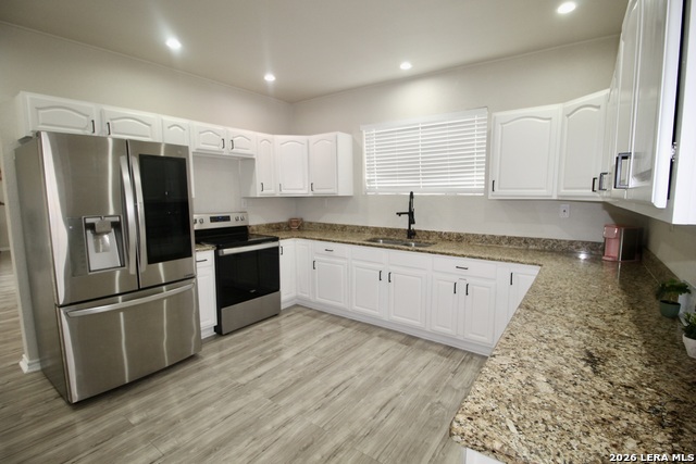 Image 24 of 33 For 23239 Skila  