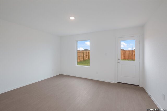 Image 7 of 22 For 7422 India Star