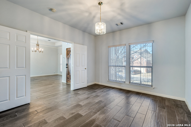 Image 5 of 31 For 16818 Mossford