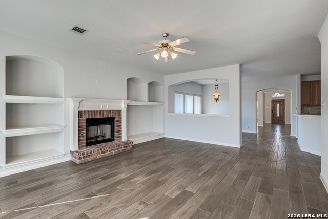 Image 6 of 31 For 16818 Mossford