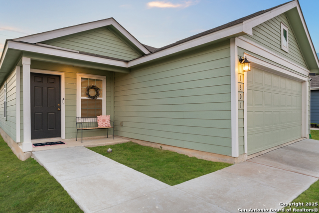 Image 2 of 23 For 1307 Flame Tanager