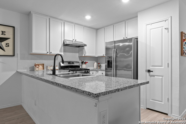 Image 4 of 23 For 1307 Flame Tanager