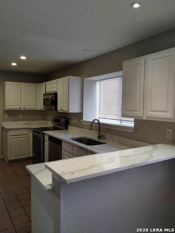 Image 14 of 25 For 10158 Sandyglen