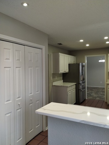 Image 15 of 25 For 10158 Sandyglen