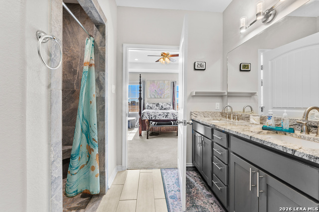 Listing photo id 10 for 561 Barth  