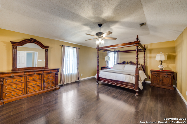 Image 17 of 25 For 7711 Southerland