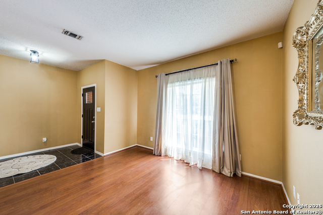 Image 3 of 25 For 7711 Southerland