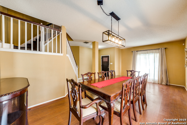 Image 4 of 25 For 7711 Southerland