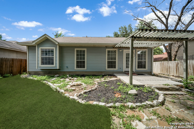 Image 24 of 28 For 4707 Aspen  