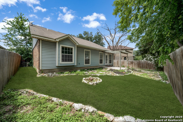 Image 25 of 28 For 4707 Aspen  