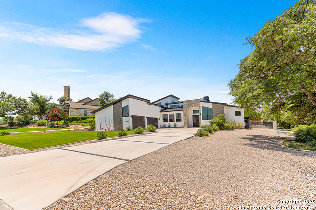 Image 50 of 71 For 690 Kings Point