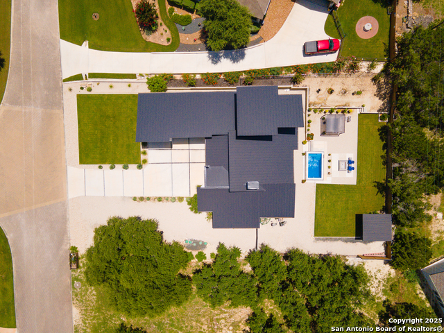 Image 65 of 71 For 690 Kings Point