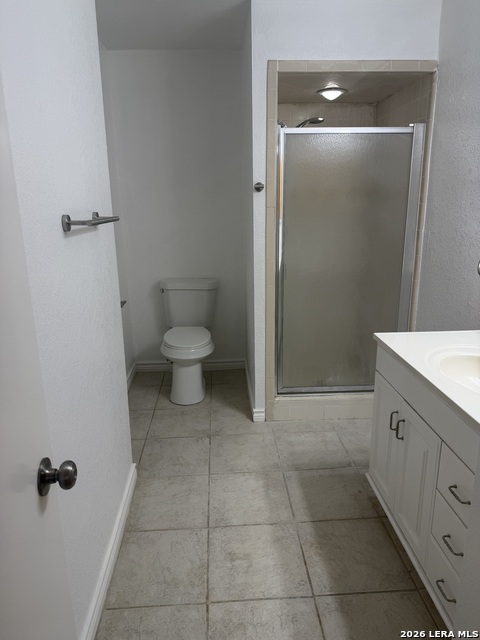 Image 18 of 38 For 5435 Callaghan  0