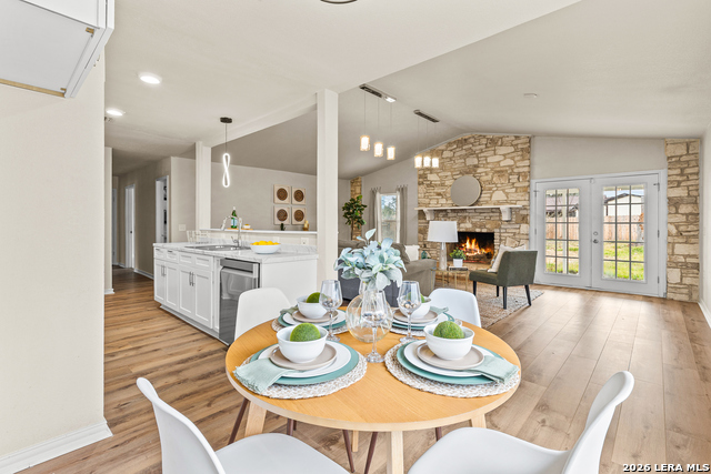 Image 2 of 27 For 7410 Oak Marsh