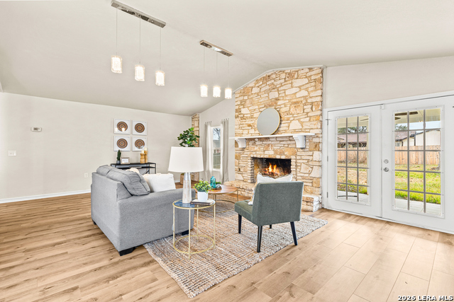 Image 9 of 27 For 7410 Oak Marsh