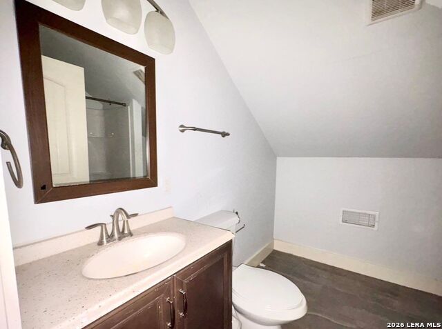 Image 15 of 21 For 519 Enchanted River Dr