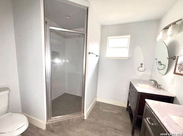 Image 8 of 21 For 519 Enchanted River Dr