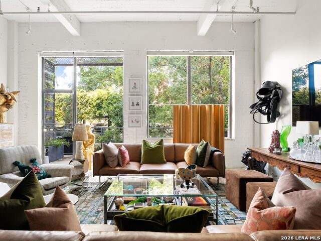 Image 10 of 39 For 114 Camp Street  107