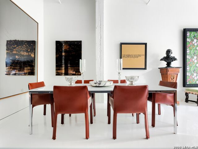 Image 14 of 39 For 114 Camp Street  107