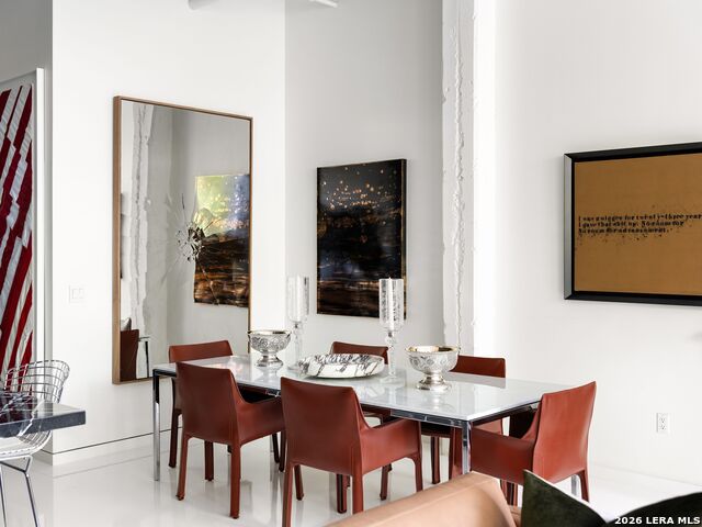 Image 16 of 39 For 114 Camp Street  107