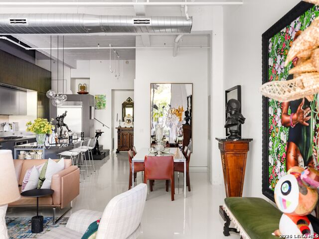 Image 17 of 39 For 114 Camp Street  107