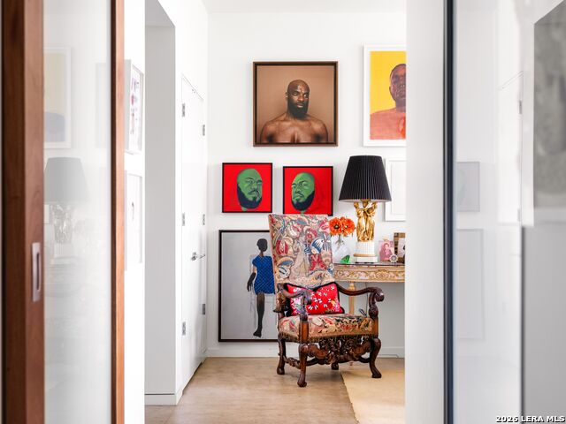 Image 20 of 39 For 114 Camp Street  107