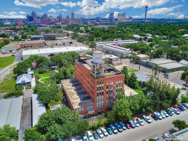 Image 37 of 39 For 114 Camp Street  107