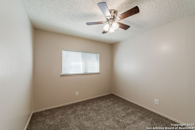 Image 12 of 36 For 8422 Parry  