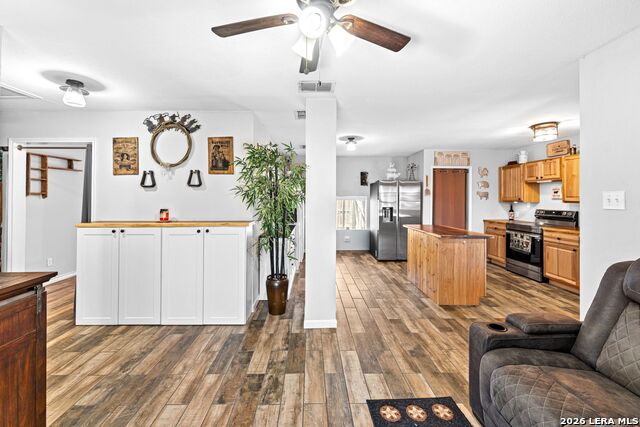 Image 19 of 66 For 146 Ranch Country Dr