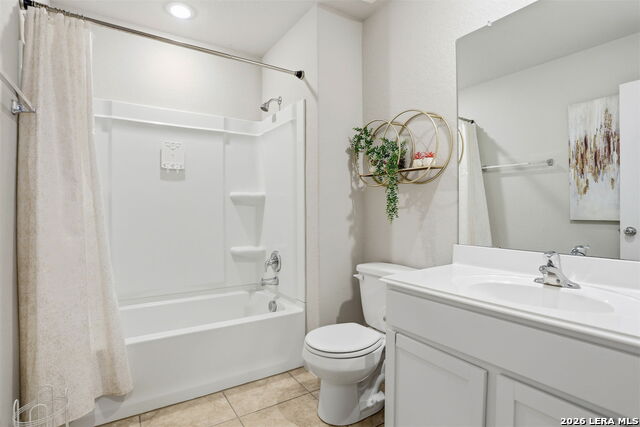 Image 18 of 27 For 7003 Emerald Valley