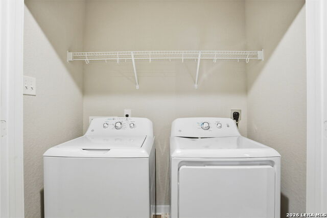 Image 20 of 27 For 7003 Emerald Valley